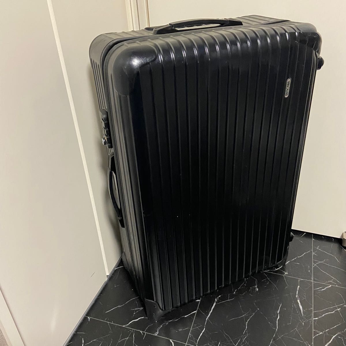 RIMOWA リモワ82L サルサキャリーケース2輪851.70 黒 RIMOWA リモワ