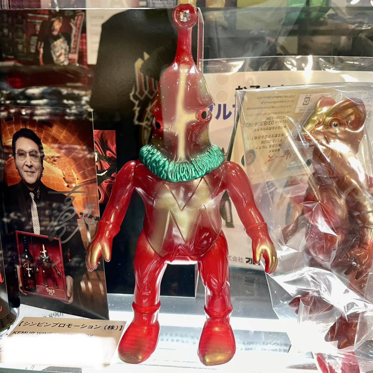 シンビンショップ × M1号 ケムール人 ワイン リミテッド ボックス