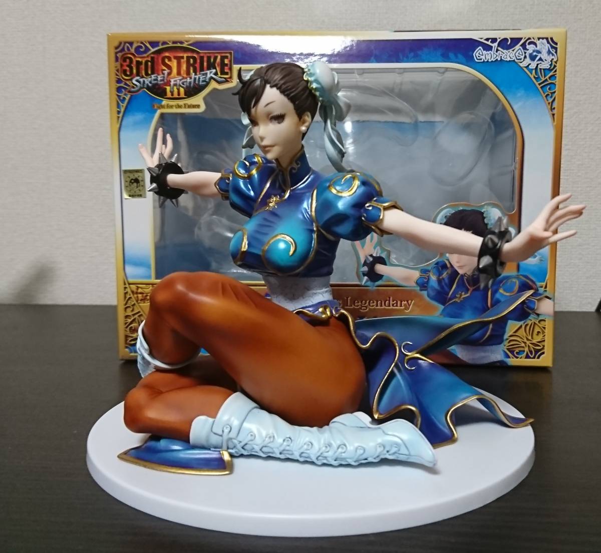 Fighters Legendary 春麗 1/8 完成品フィギュア エンブレイスジャパン