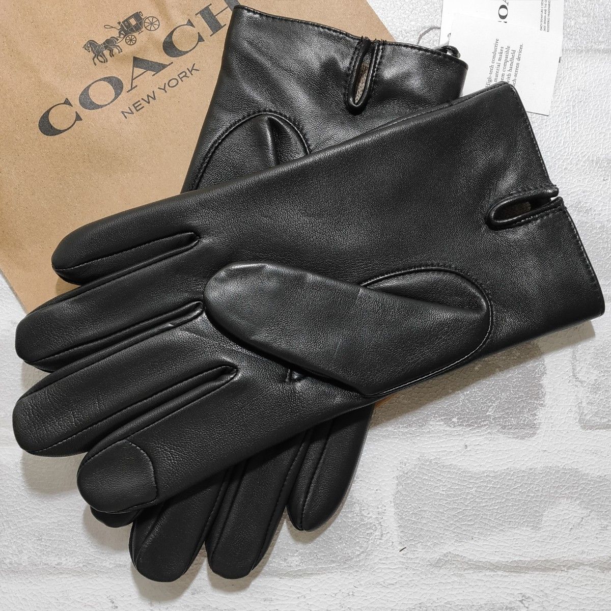 人気 COACH コーチ レザー グローブ 手袋 メンズ Mサイズ スマホ対応