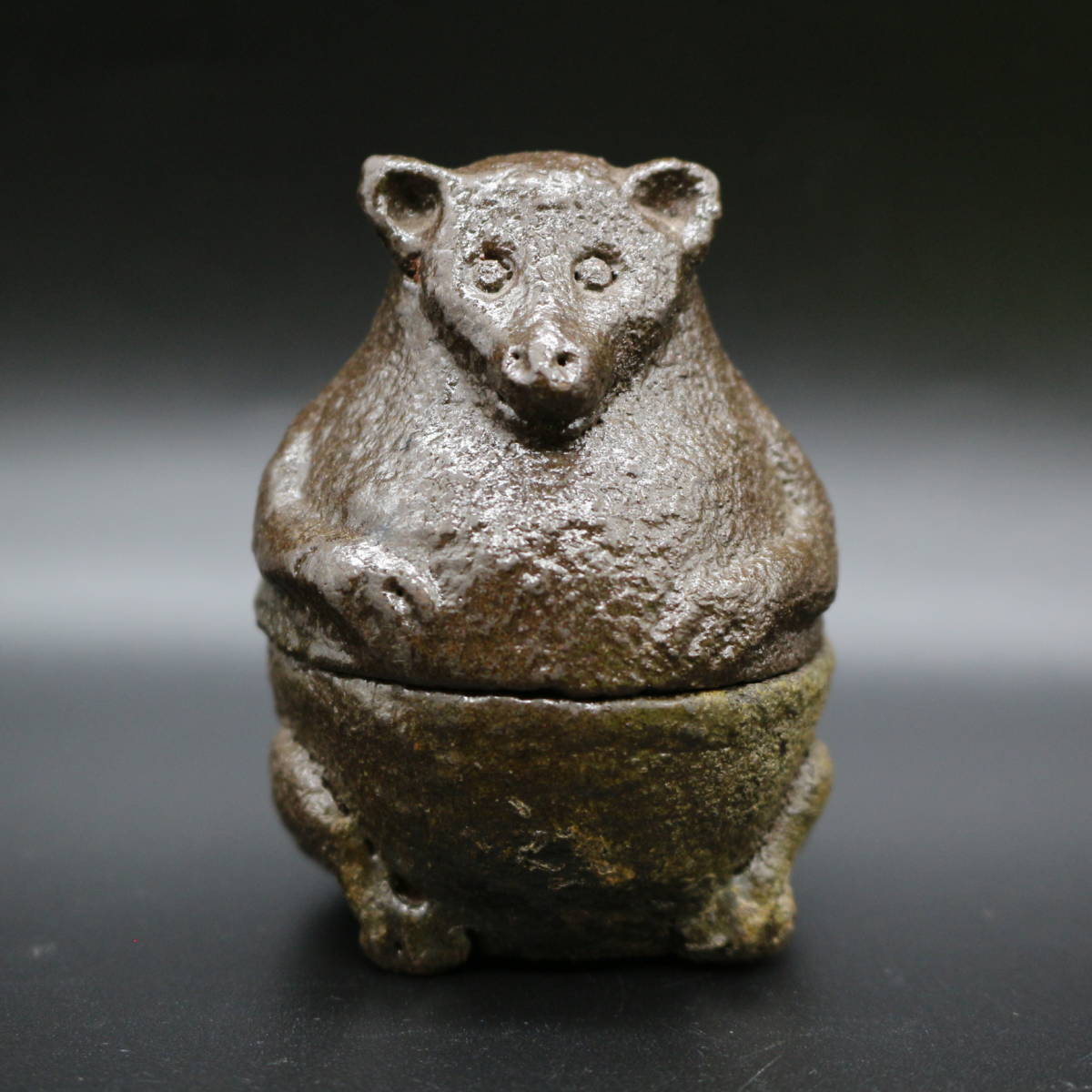 タヌキ / 香合 / 作者不詳 / 書付 / 動物 / 狸 / 茶道具 / 香道具 / 共