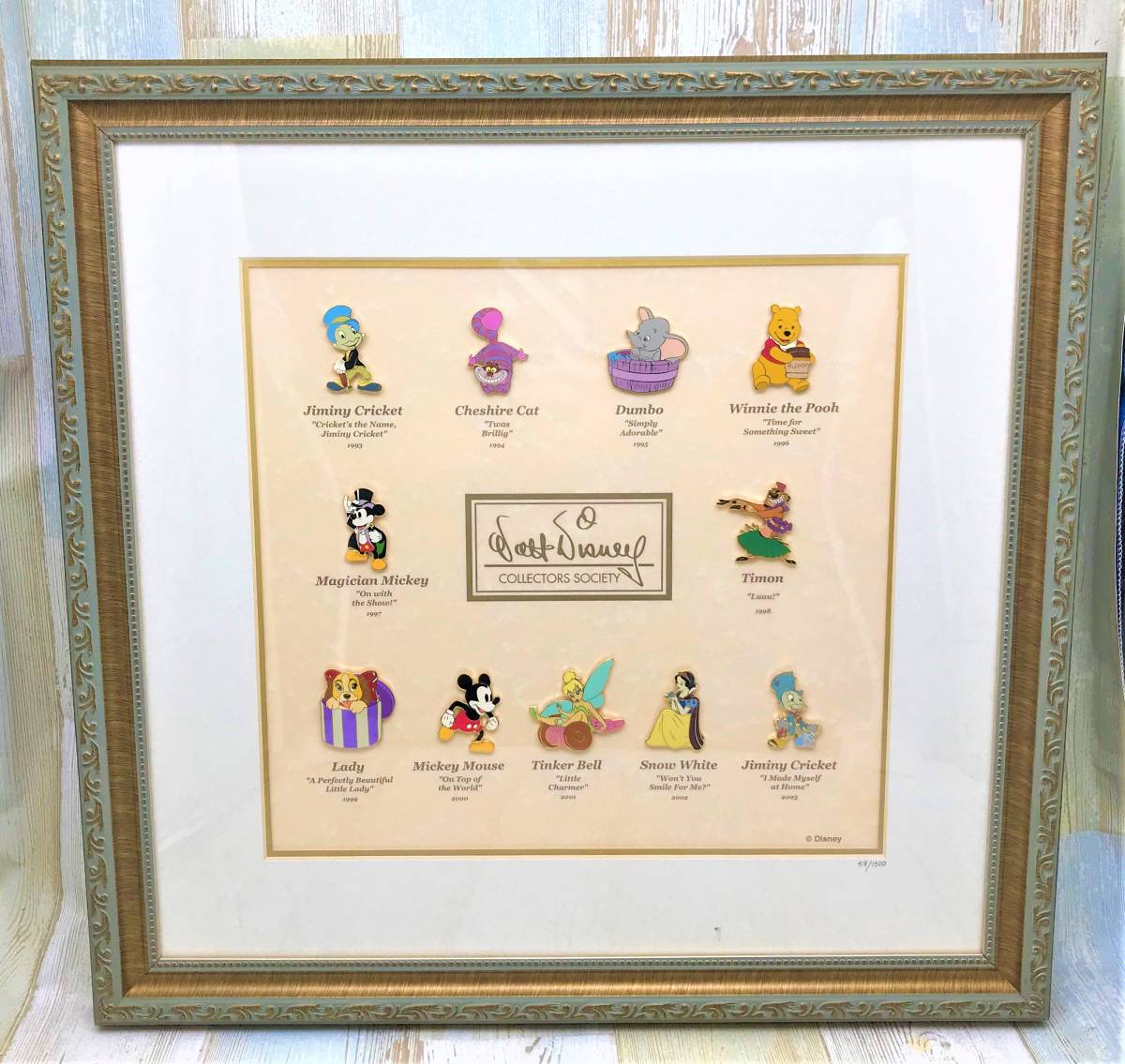 ディズニーピンバッジ額装プーさん