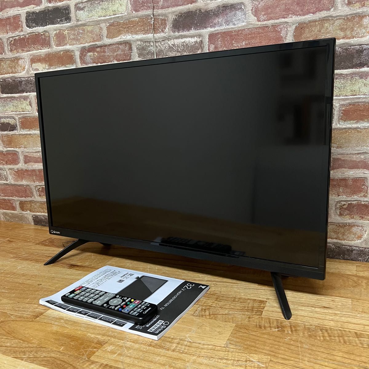 Qriom 32V型 HD液晶テレビ ORT-32W2K Qriom 32V型 HD液晶テレビ ORT