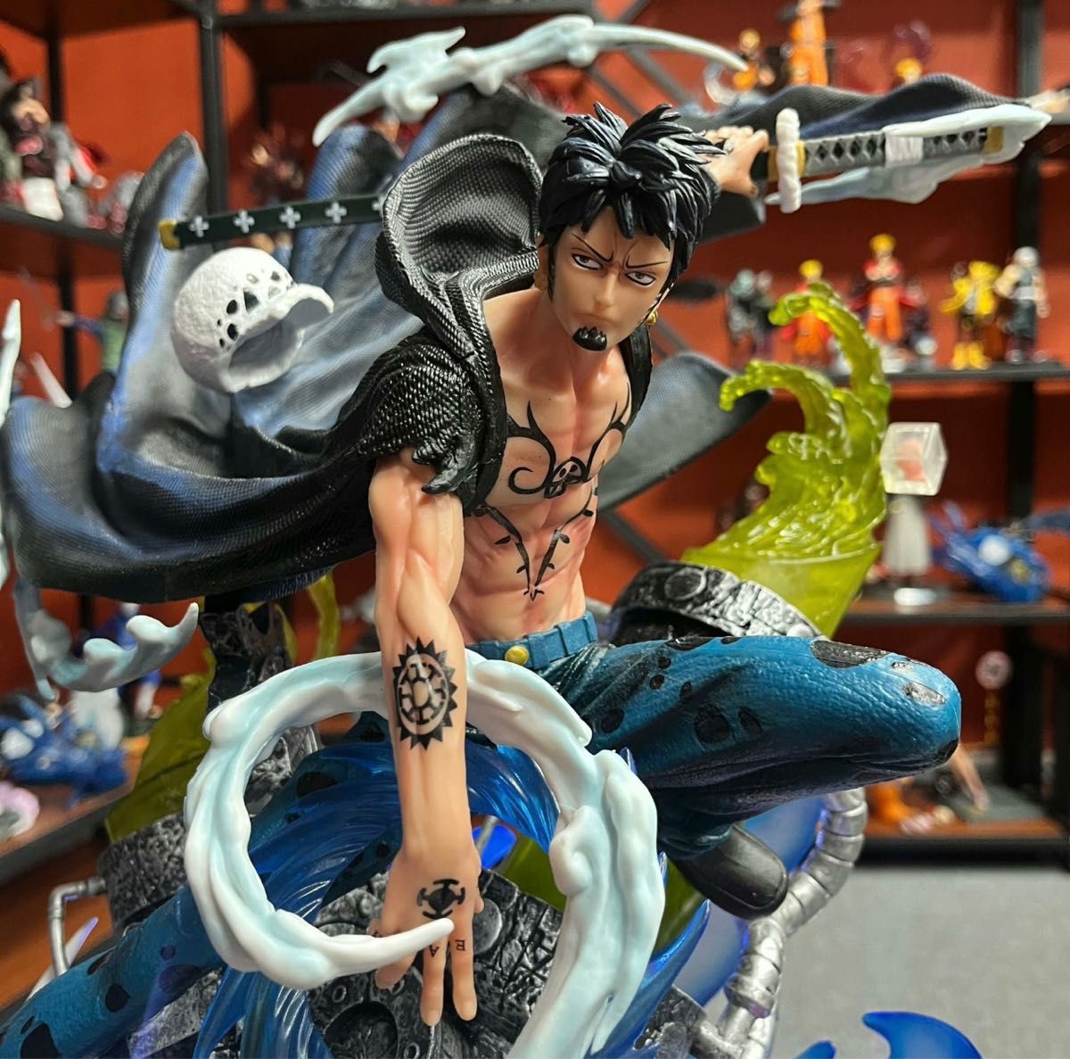 ワンピース ロー Gloryフィギュア ガレージキット スタチュー