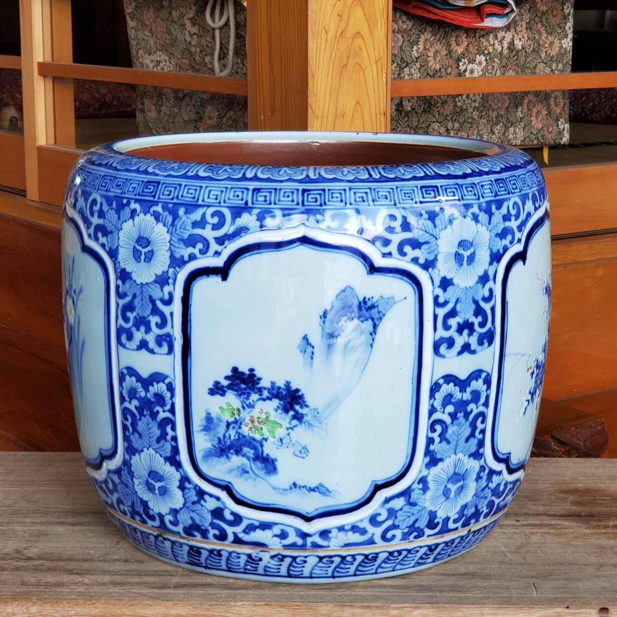 伊万里染付冊子に風景図火鉢 [B31582] 【公式通販】