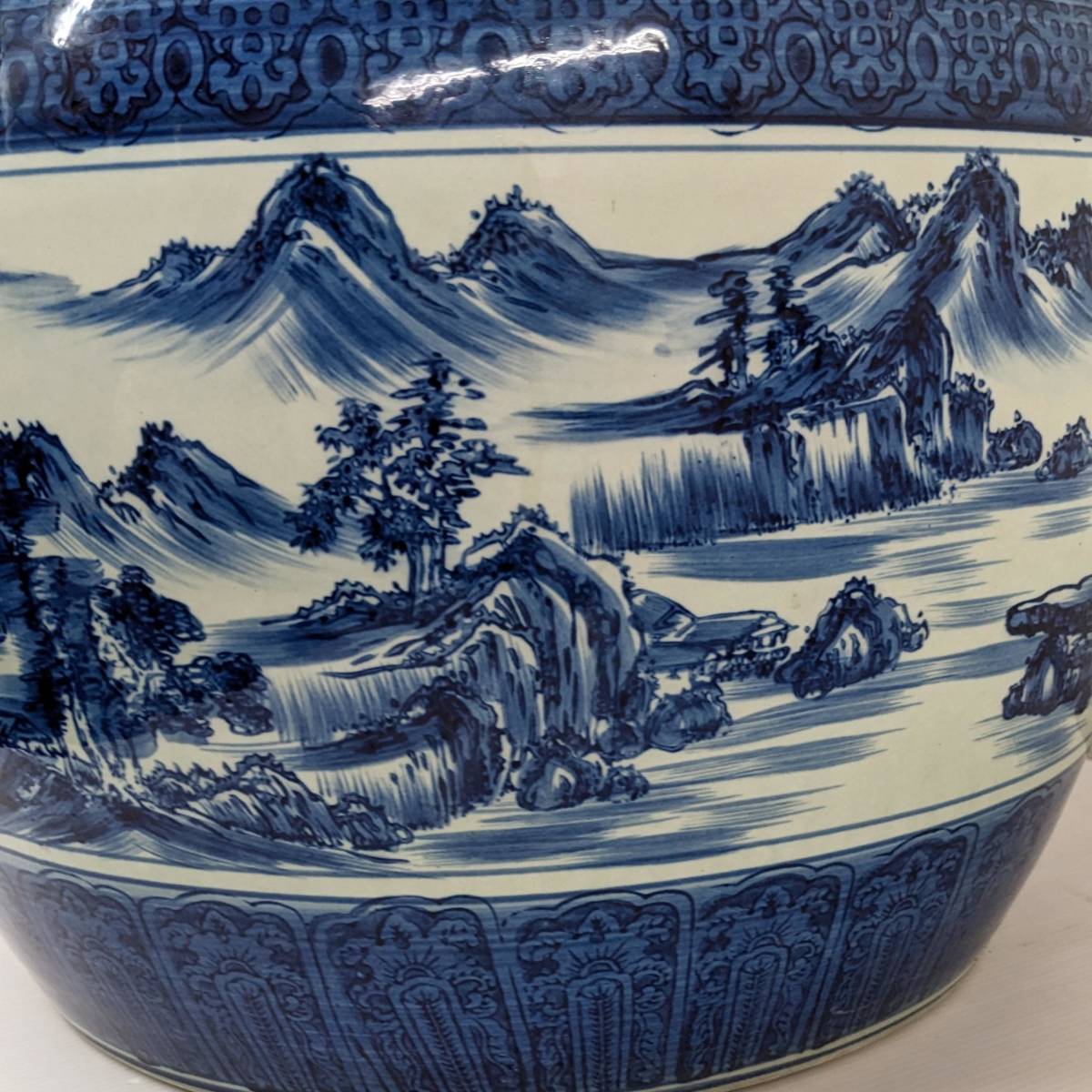 古物 火鉢 瀬戸火鉢 メダカ鉢 山水画 染付