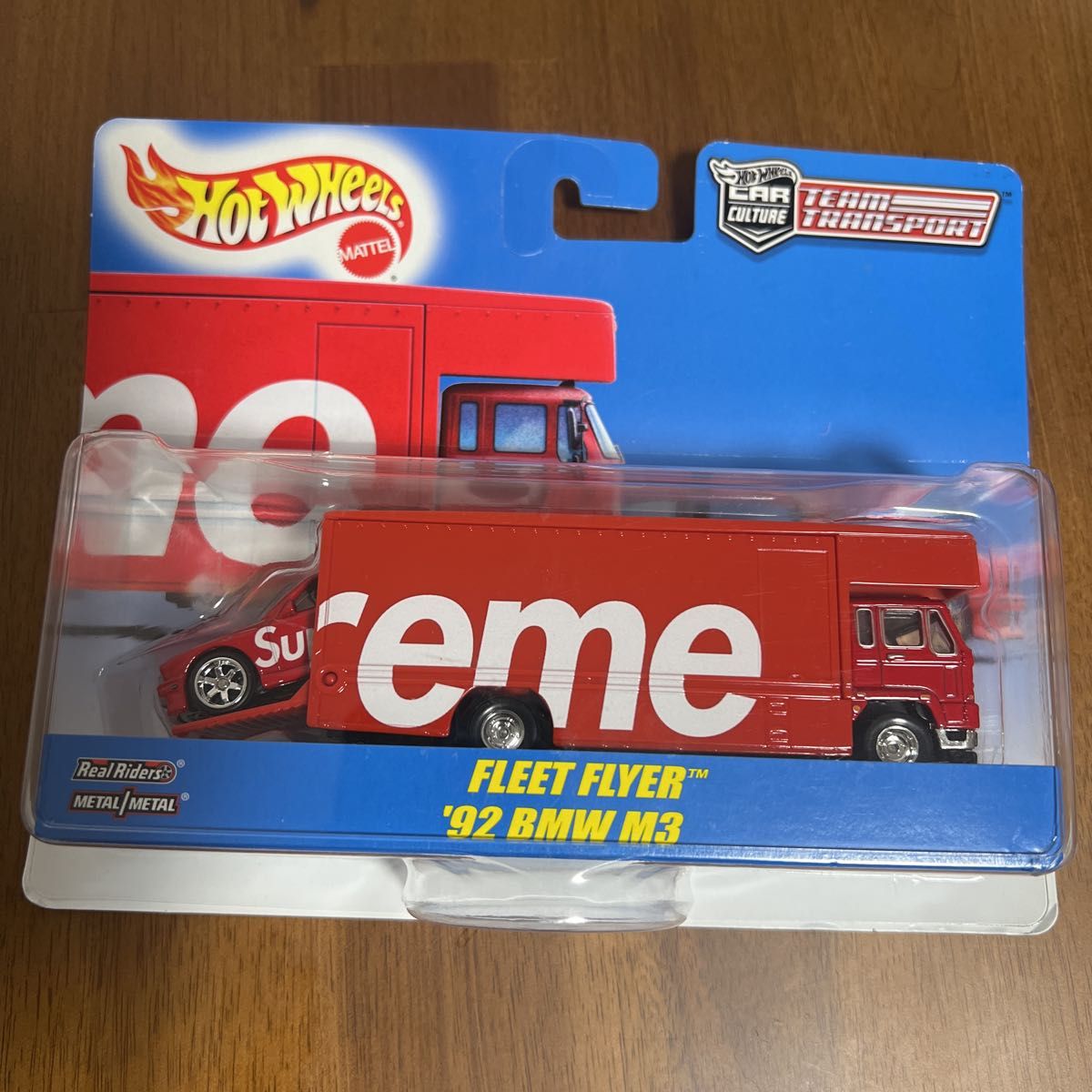 Supreme Hot Wheels Fleet Flyer + 1992 BMW M3 19SS シュプリーム