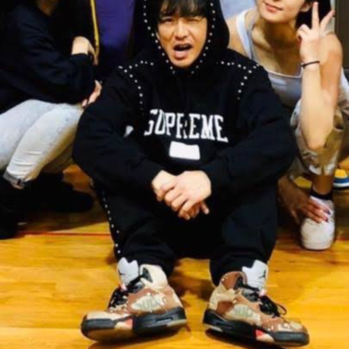 木村拓哉着用モデル Supreme スタッズ パーカー ブラック L｜Yahoo