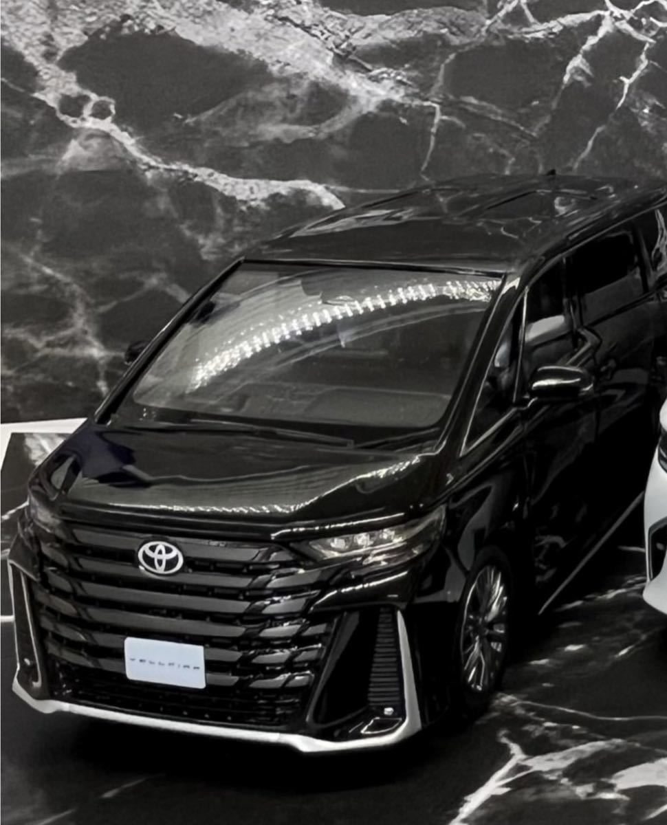 トヨタ 新型ヴェルファイア ミニカー カラーサンプル ブラック 黒