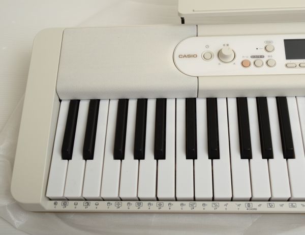 casioカシオLK-526 光ナビゲーション キーボードヘッドホン付き