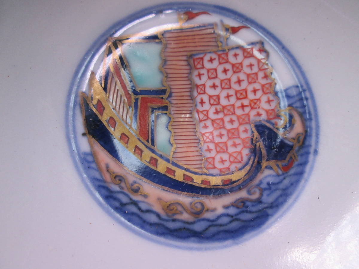 皿□古い赤絵 鳥紋 春 花弁型 春 箱付き 古玩 花唐草 時代物 骨董品