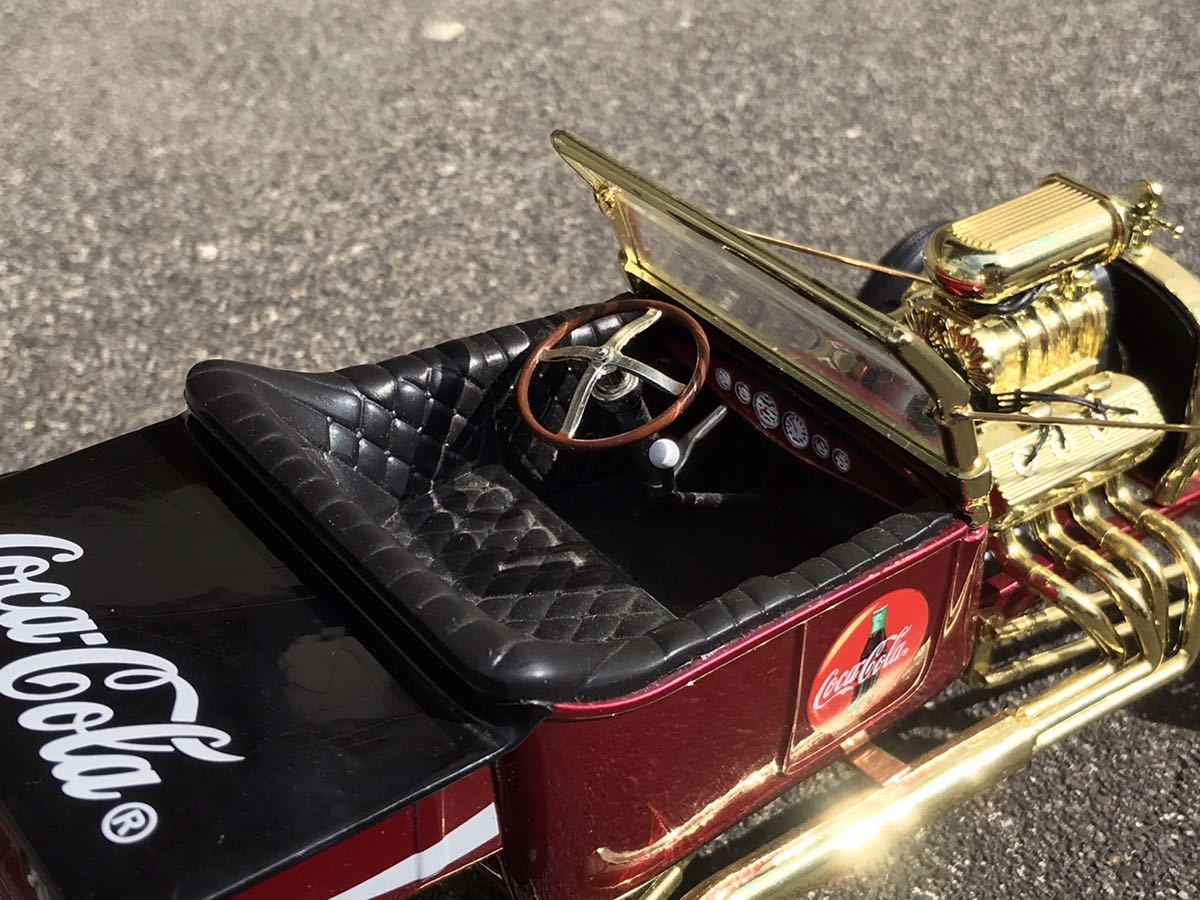 送料無料 1/18位 フォード T ホットロッド コカコーラ ミニカー Johnny