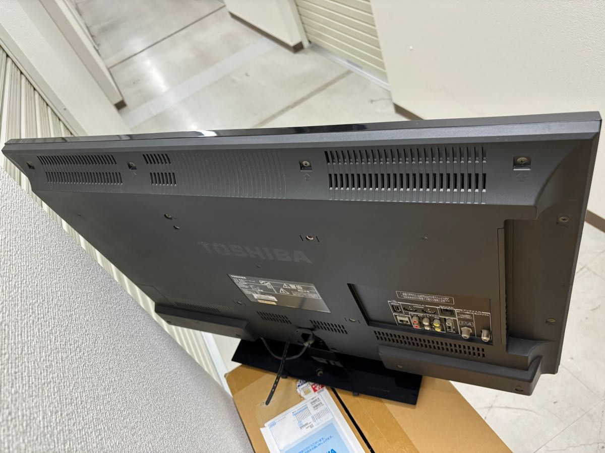 東芝 TOSHIBA REGZA レグザ テレビ 32B3 32型 LEDバックライト搭載