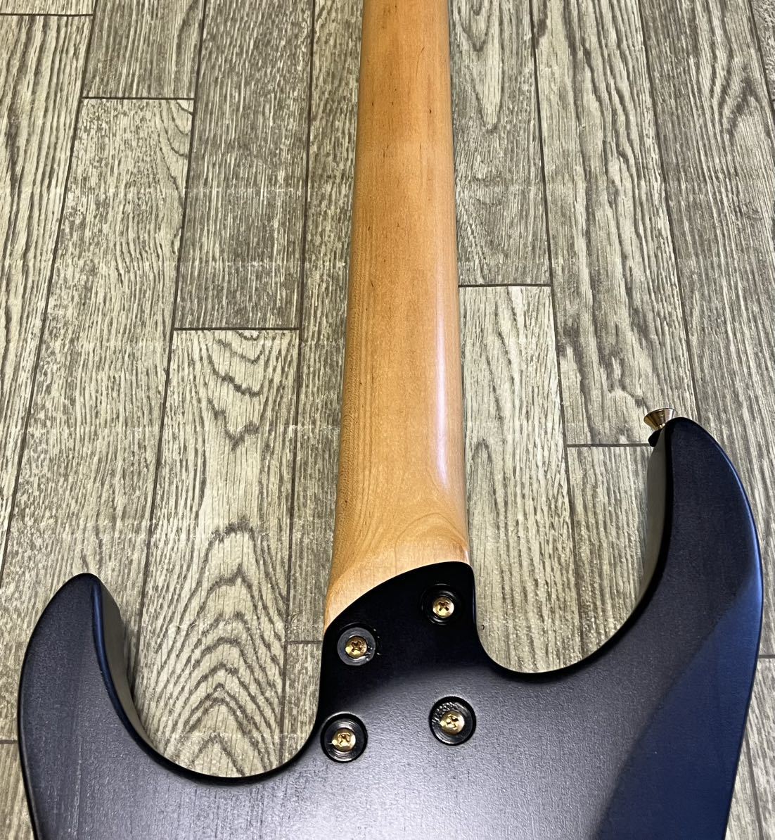 Yahoo!オークション - FERNANDES FR FGZ スポット品 リバースヘッド メ