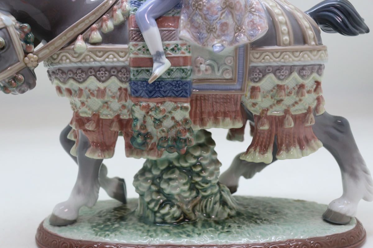 リヤドロ LLADRO 少年少女の行進 NO 1489 フィギュリン 陶器人形 置物