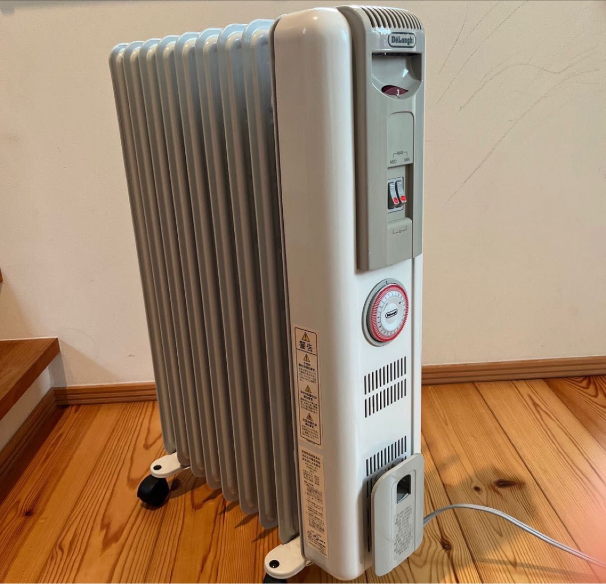 デロンギ オイルヒーター H290912EC 9枚フィン3〜8畳 デロンギ
