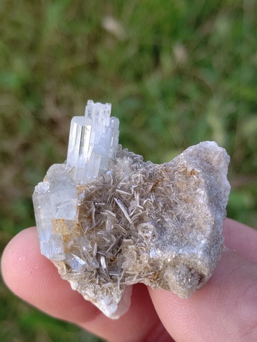 アクアマリン×モスコバイト共生標本-9