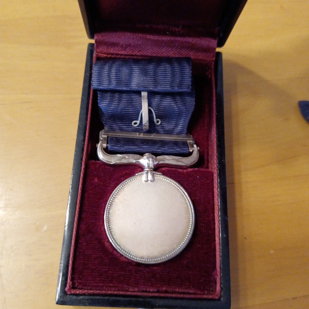 激レア 極美品】紺綬褒章 追加飾版 4個付き 褒章 勲章 徽章 レア】紺綬