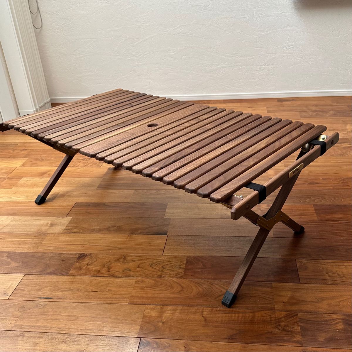 NORAs テーブル ウォールナット 1100 NORAs テーブル ウォールナット