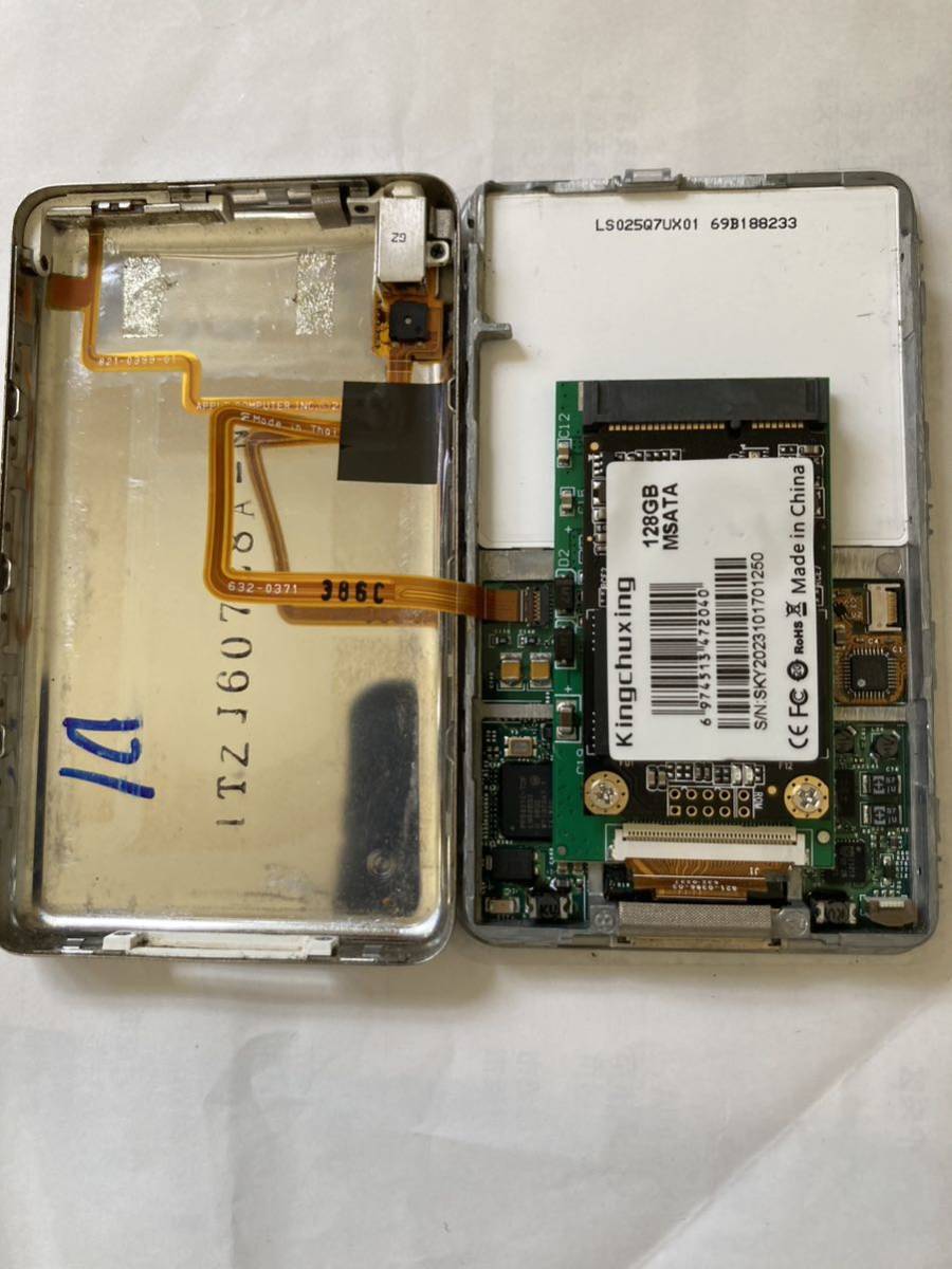 iPod classic 新品SSD128GB搭載 新品バッテリー交換 新品フロント