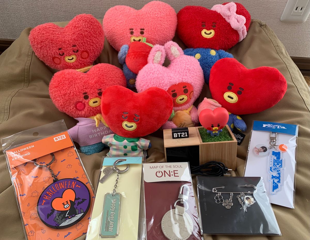 BTS BT21 テテ TATA 公式グッズ 公式ぬいぐるみ他 合計13点｜Yahoo
