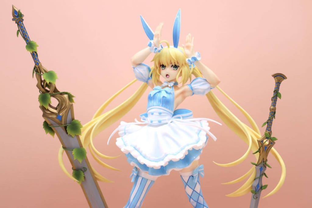 Yahoo!オークション - ガレージキット完成品 水着キャスターアルトリア