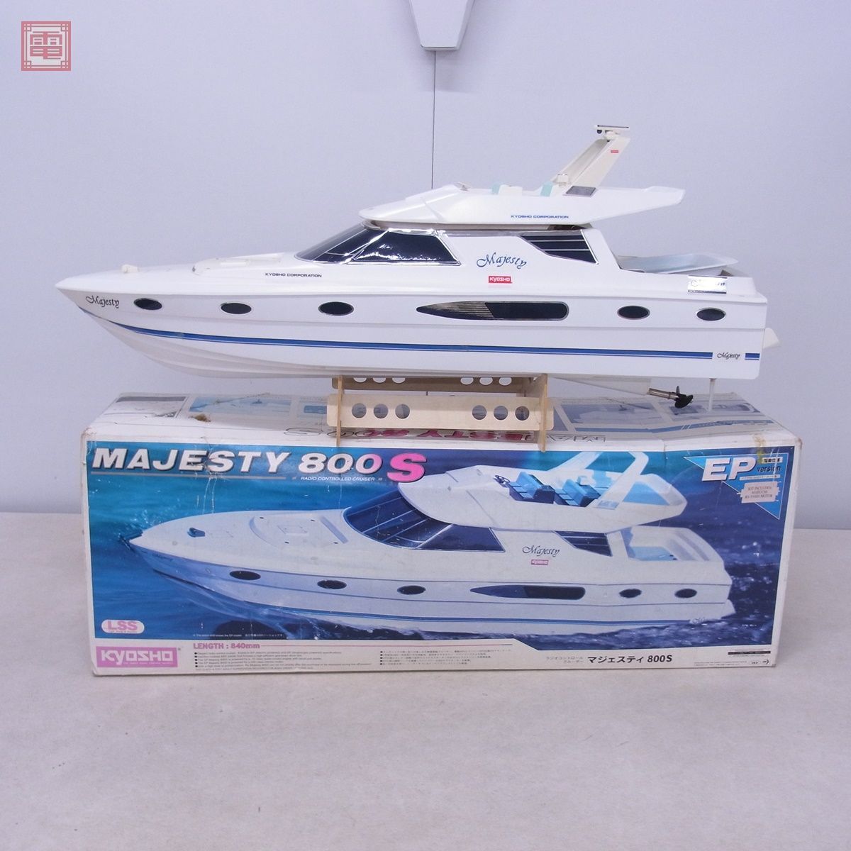 京商 マジェスティ EPラジコンボート