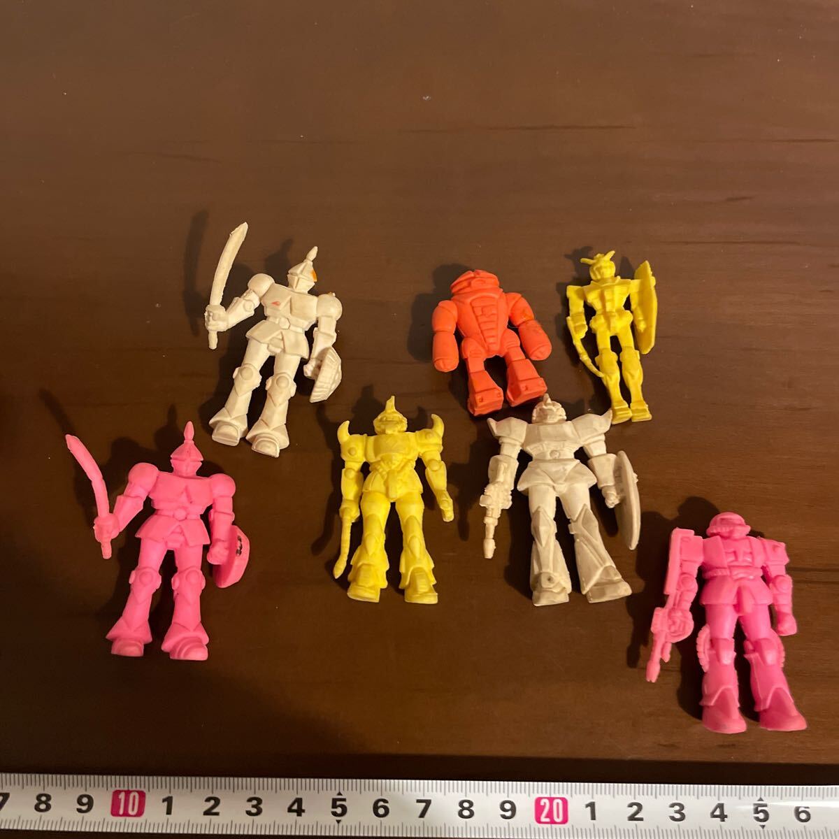 Yahoo!オークション - レトロガンダム消しゴムガン消しまとめてセットa
