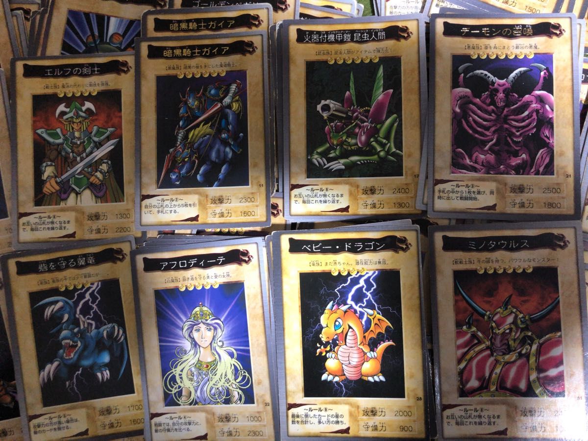 遊戯王 バンダイ版 大量まとめ売り 1箱 最も安い 約1,000枚 引退品