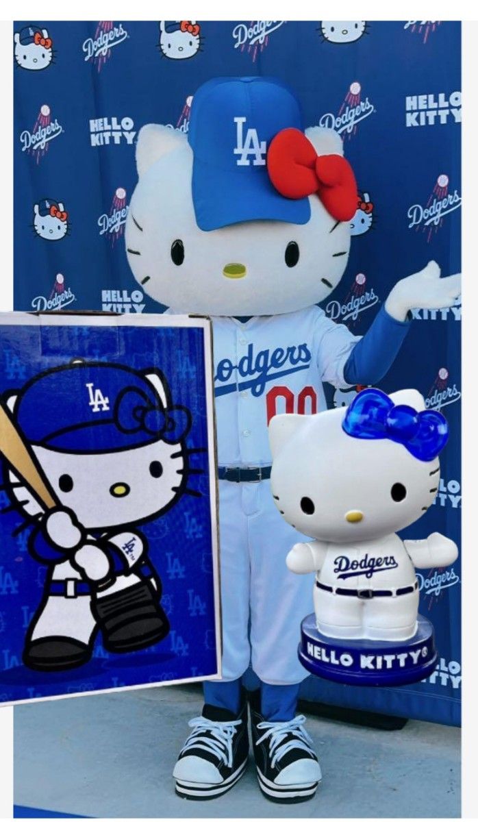 今だけ値下げ 新品ドジャース ハローキティ ライトアップボブルヘッド