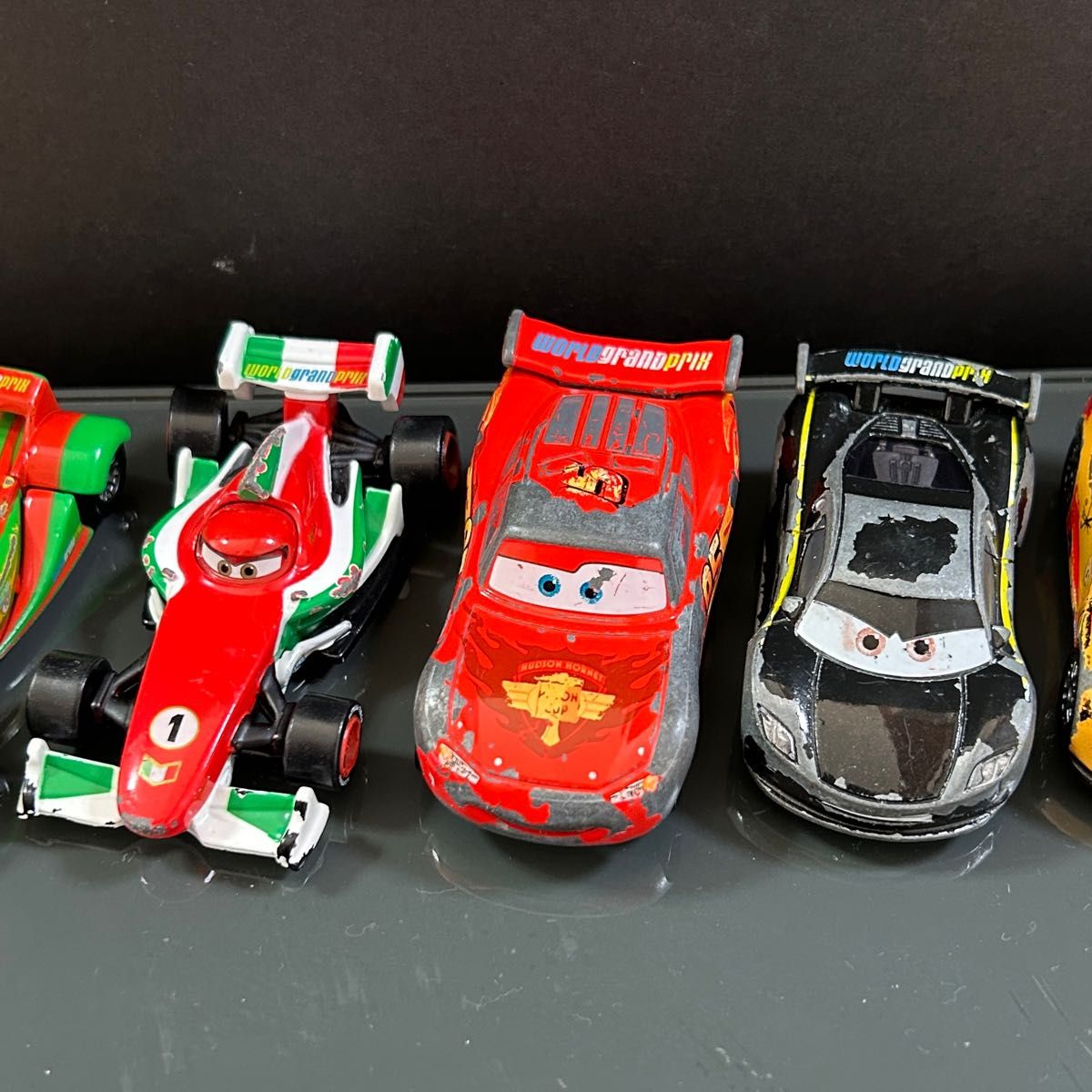 廃番】カーズ トミカ ワールドグランプリレーサー9台セット｜Yahoo
