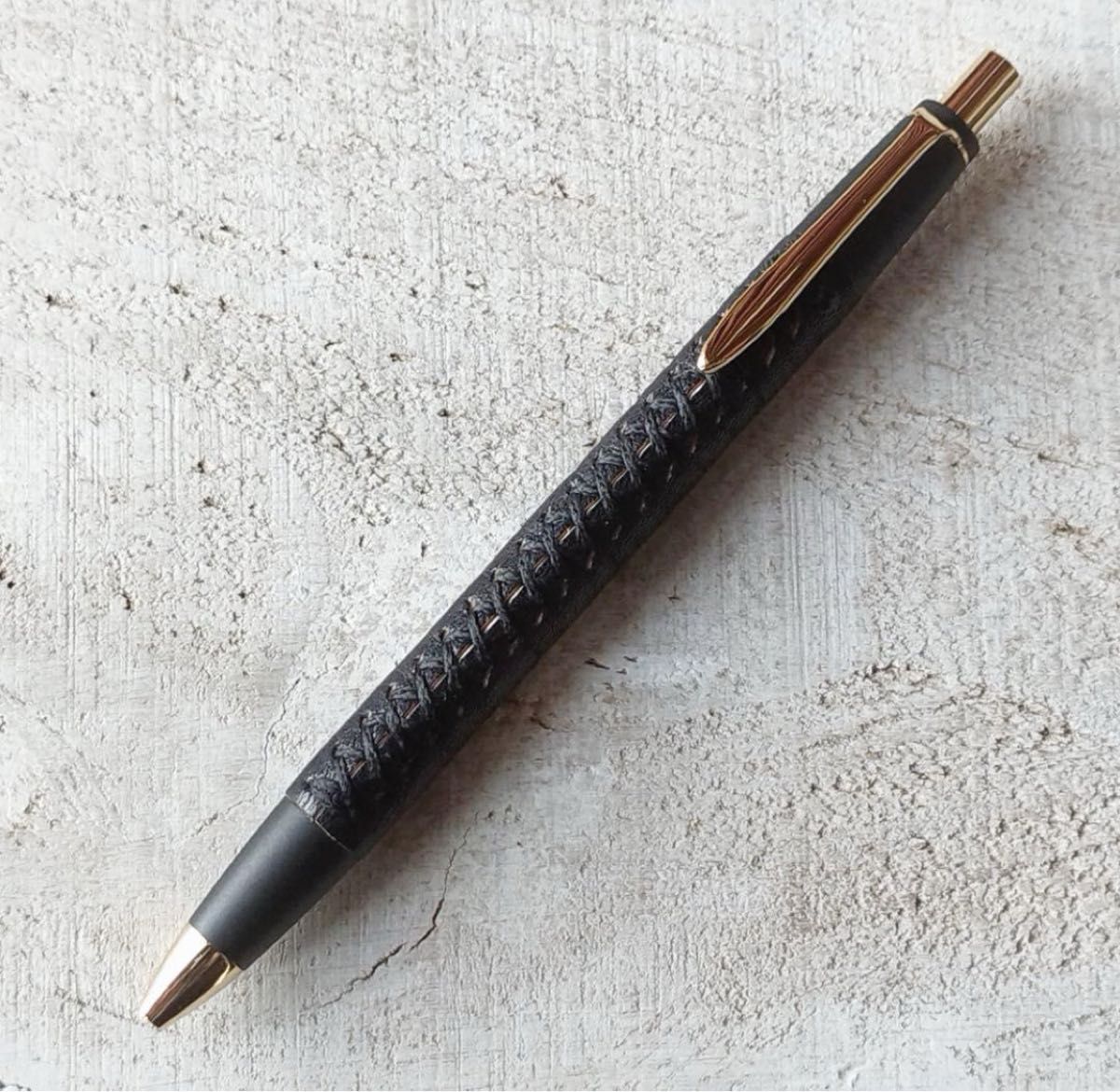 Schicksal 革軸ペン 特上ヌメ革節目模様 ブラック シャープペン 0 5mm