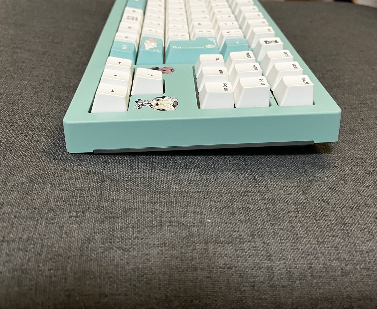 ぶいすぽ ゲーミングキーボード（胡桃のあ）【VSPO GEAR】｜Yahoo