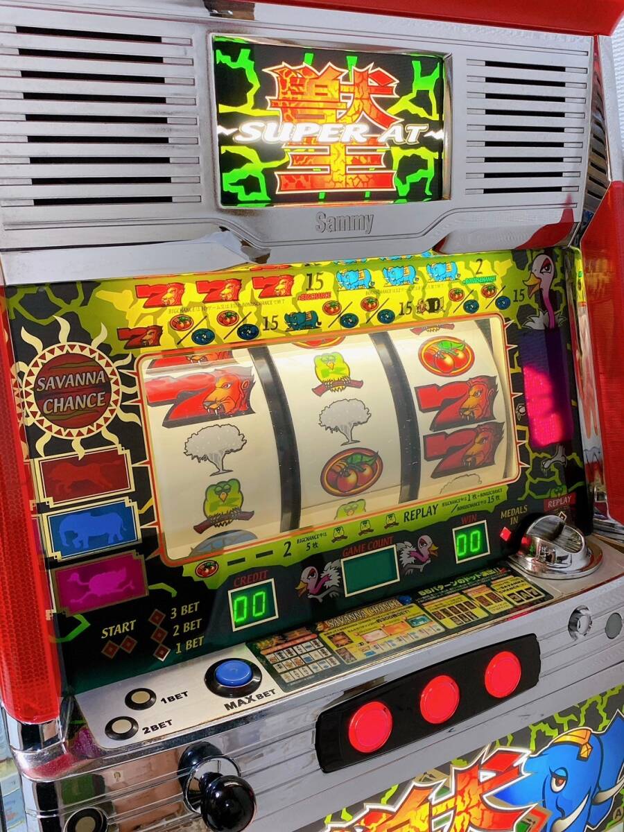 Yahoo!オークション - サミー 初代 獣王 実機 4号機 パチスロ スロッ