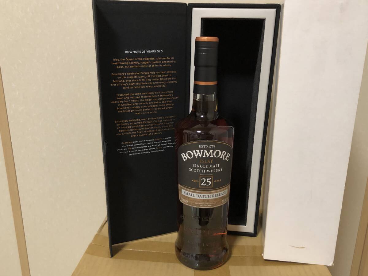 Bowmore 25 Years Old スモールバッチリリース 700ml