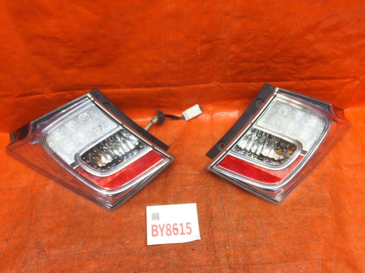 ジュエルLEDテールランプTRAD フリード/フリード スパイク(GB3/4