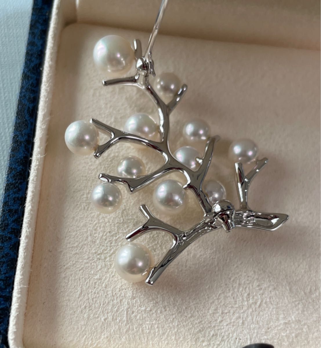 希少大粒入学式や卒業式にもオススメミキモトパールブローチK14パール