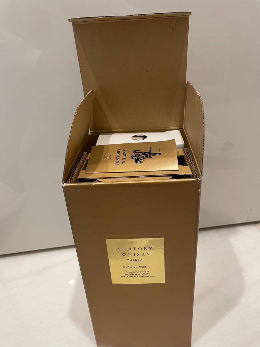 サントリー 響 リラギター型ボトル 楽器ボトル SUNTORY HIBIKI WHISKY