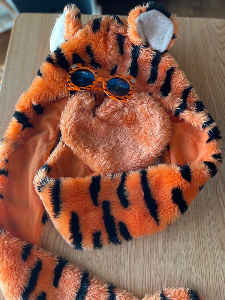 Disney ディズニー ティガー マフラーキャップ ファンキャップ