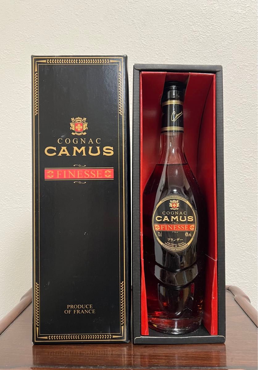 古酒 CAMUS Cognac Baccarat 2000 ギフトボックス入り 未開栓】Camus