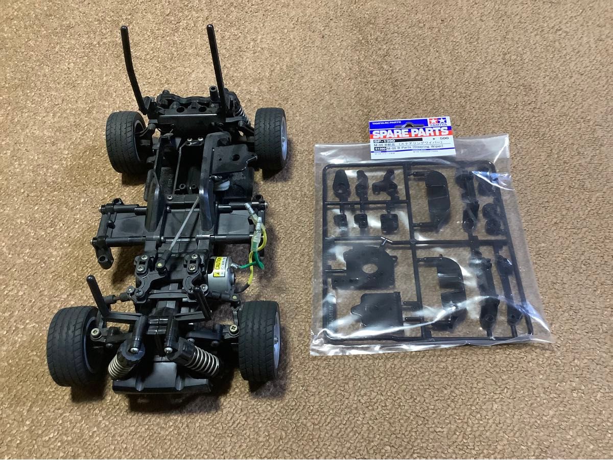 タミヤM05シャーシ メカ&OP他パーツ多数付き タミヤM05シャーシ メカ