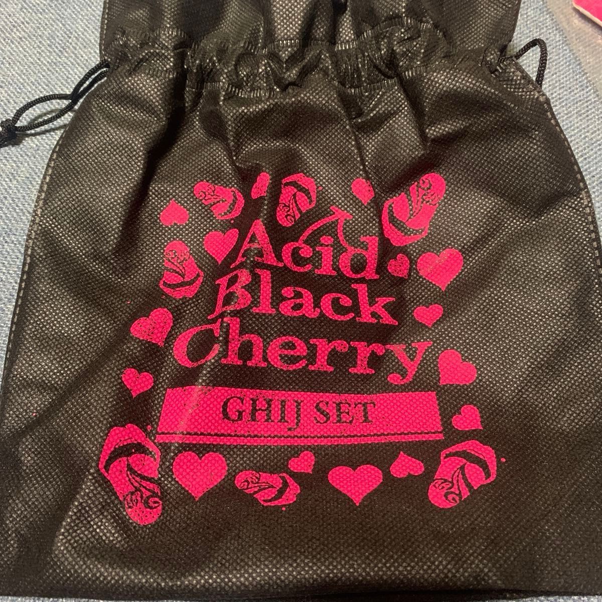 Acid Black Cherry ⑥カップ&ソーサー ミニタオル、バッグ付 Acid