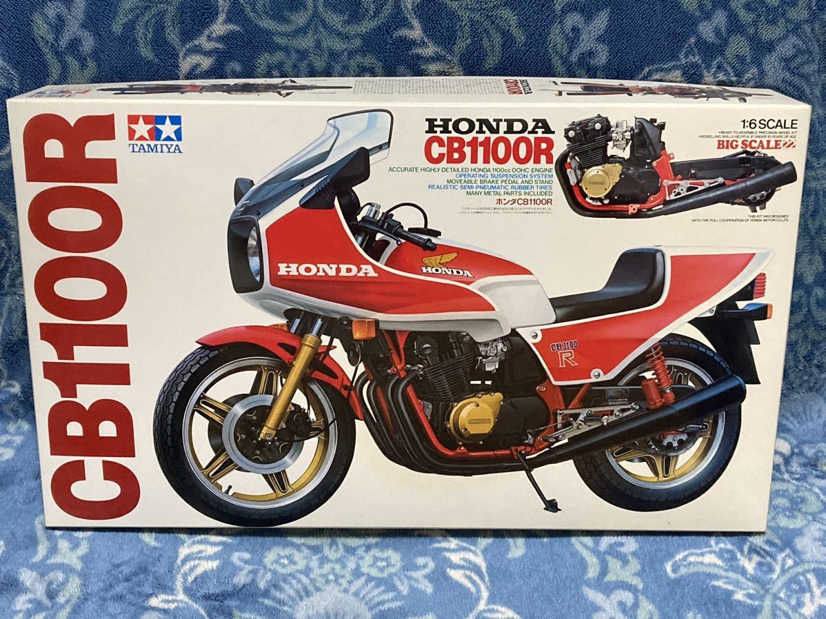 TAMIYA 1:6 ホンダCB1100R Amazon.co.jp: タミヤ 1/6 CB1100R (1／6
