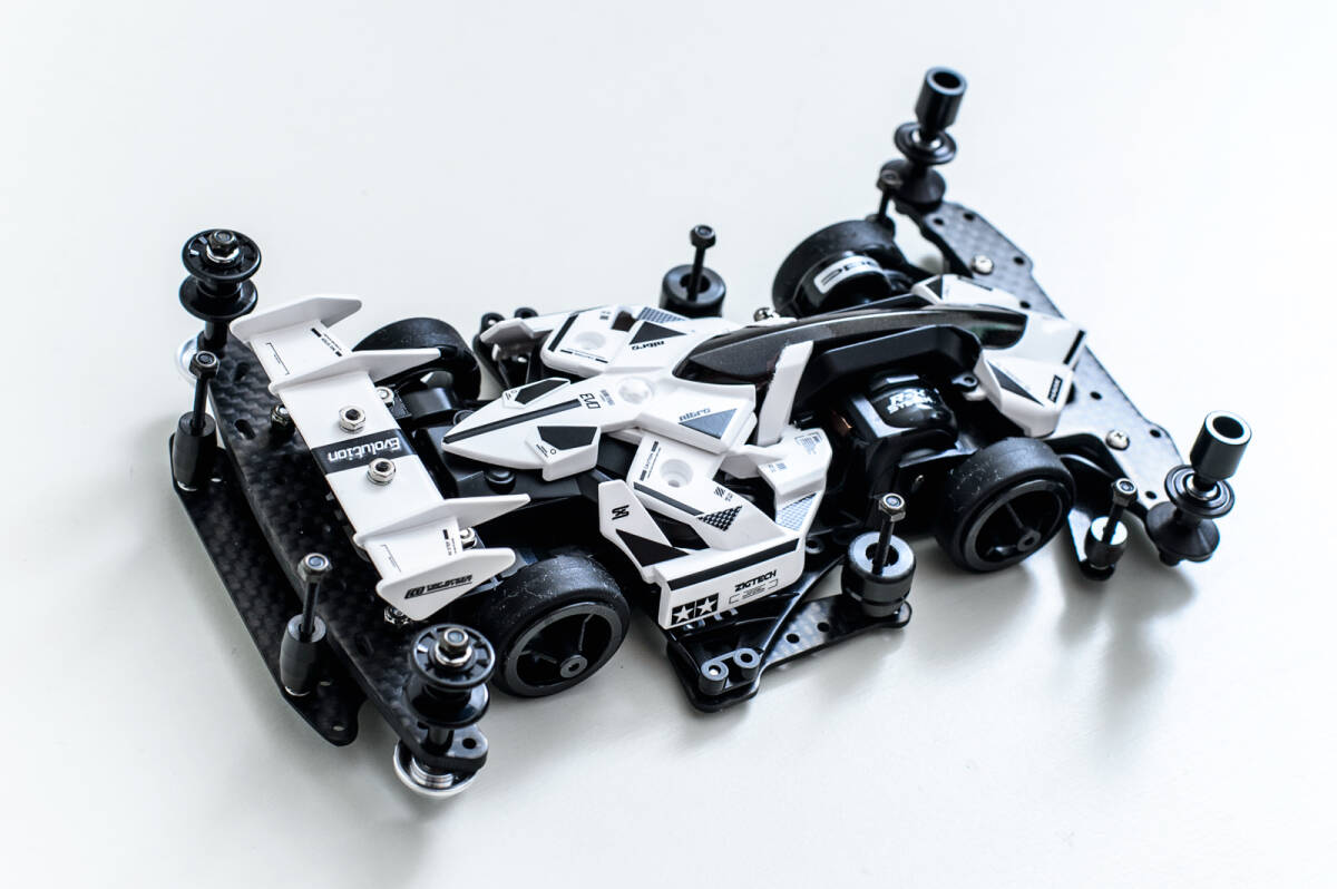 ミニ四駆完成品 マッハフレームFMA フルカスタム塗装済み・未走行