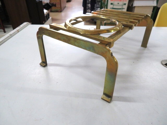 Yahoo!オークション - 吉原五徳 角型五徳 長火鉢 囲炉裏 真鍮製 幅32c