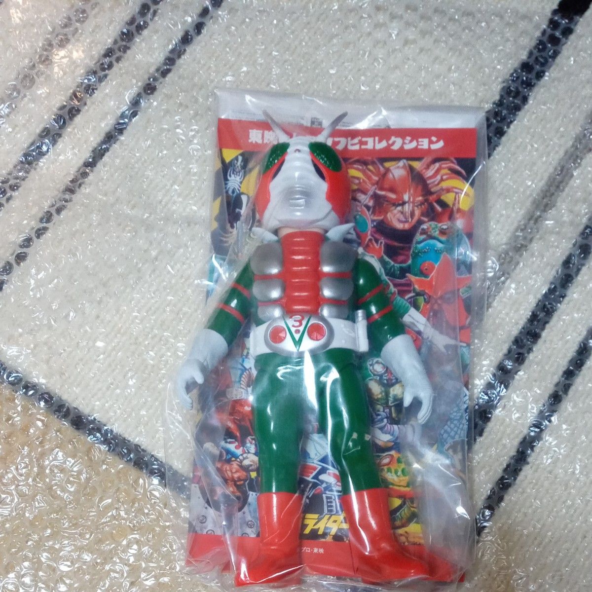 新品未開封 仮面ライダーV3(ビニールマフラー版) 東映レトロソフビ