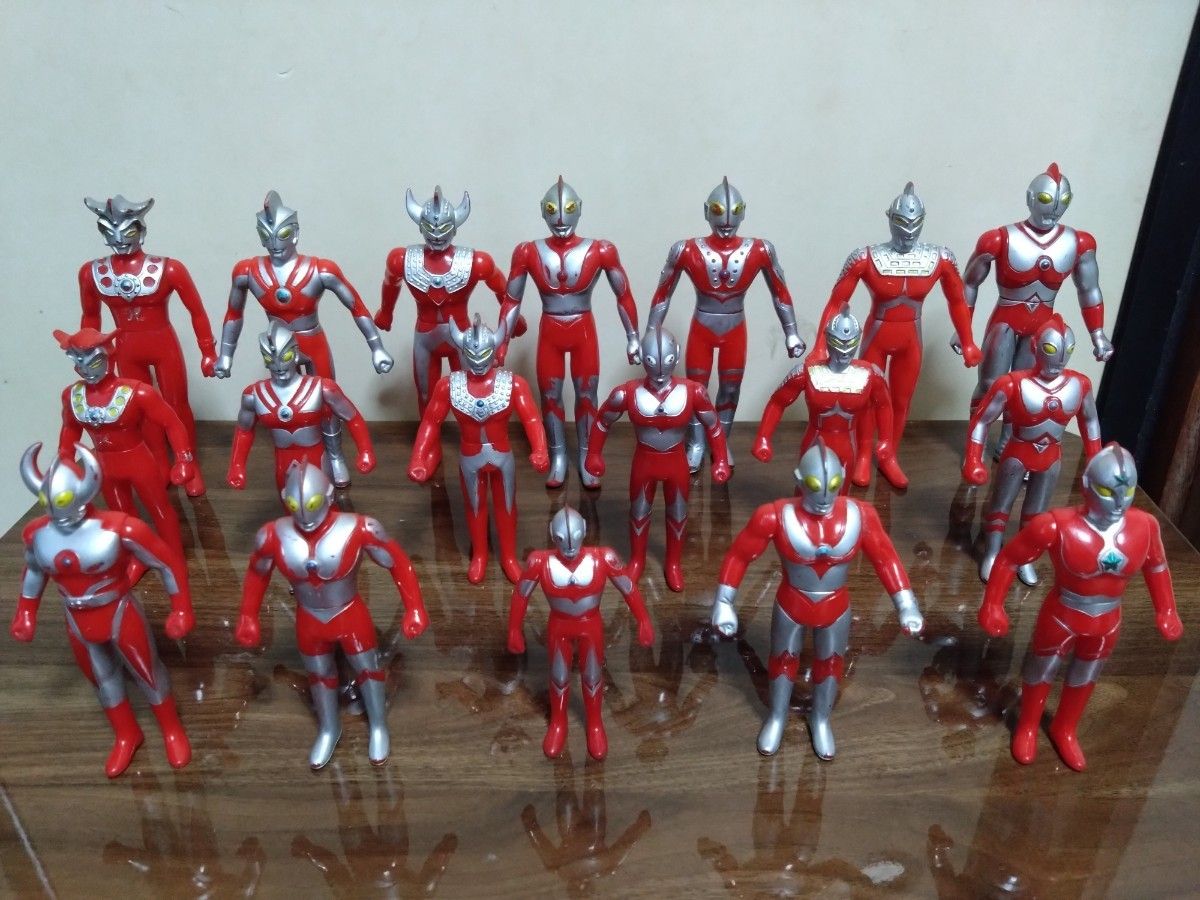 ウルトラマン ソフビフィギュアセット バンダイ 円谷プロ 当時物