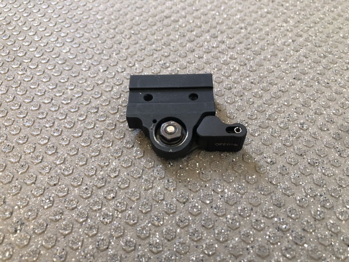 実物LaRue ラルー LT-607ダブルスタックライトマウント 実物LaRue