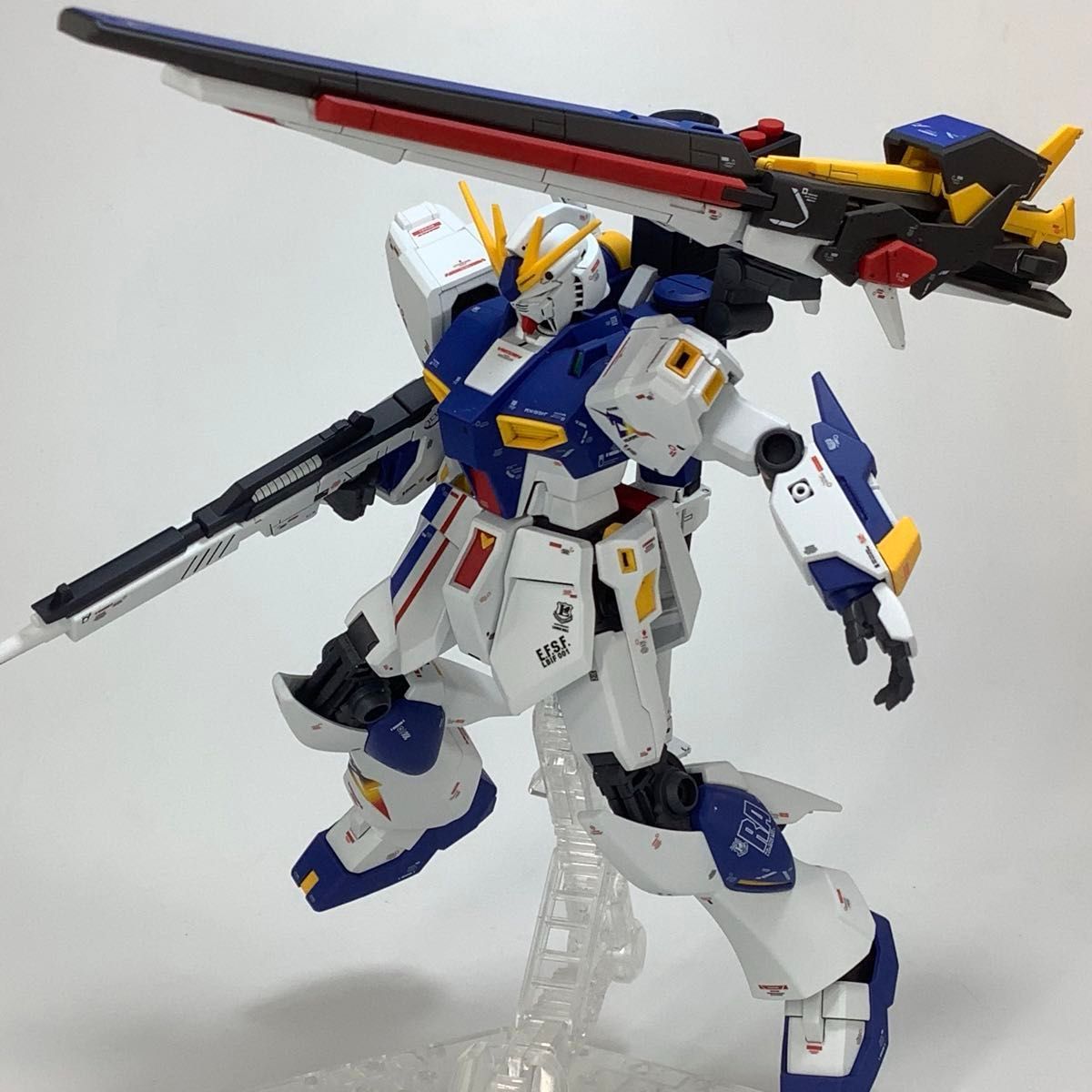 ガンダムベース限定 EG RX-93ff νガンダム 塗装済完成品 ガンダム
