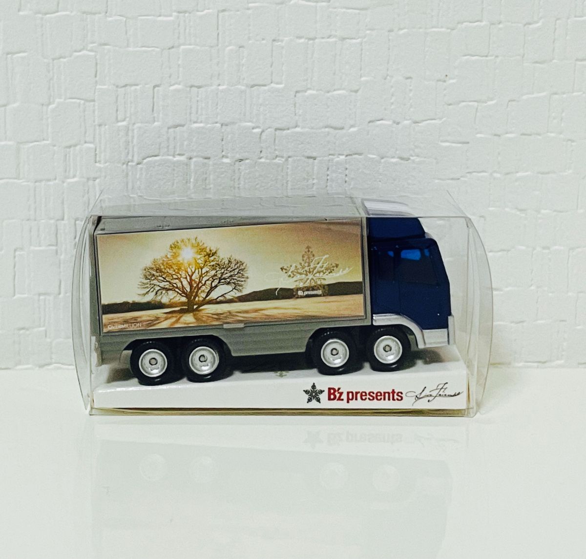 新品未開封】B'z presents LIVE FRIENDS ツアートラック まとめ買い